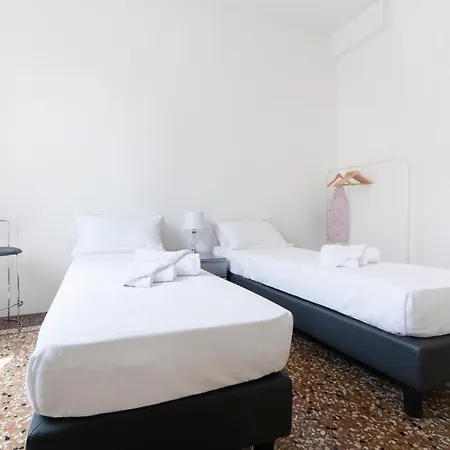 Apartament Ur-nest Battisti Bolonia
