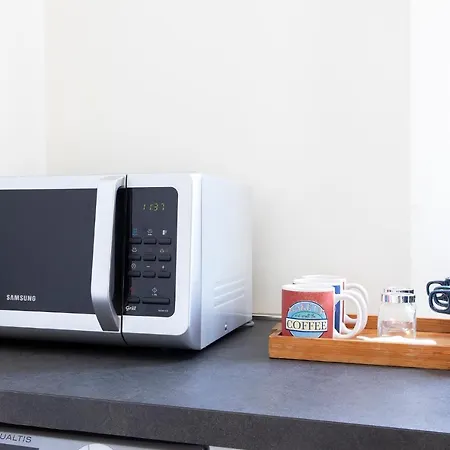 Ur-nest Battisti شقة *