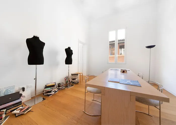 Ur-nest Battisti بولونيا