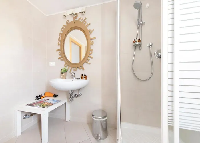 Ur-nest Battisti شقة